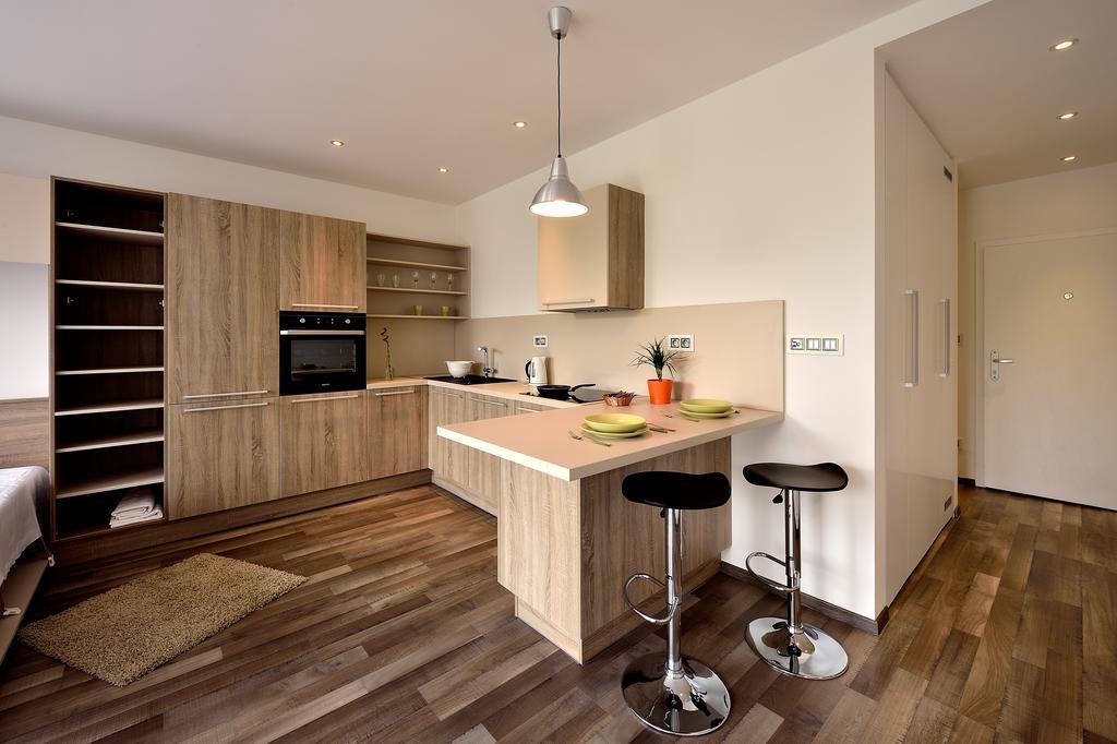 Ambiente Serviced Apartments - Dunajska Bratislava Eksteriør billede