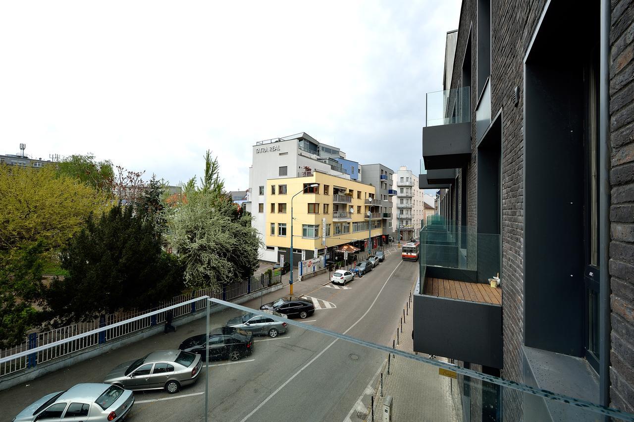 Ambiente Serviced Apartments - Dunajska Bratislava Eksteriør billede